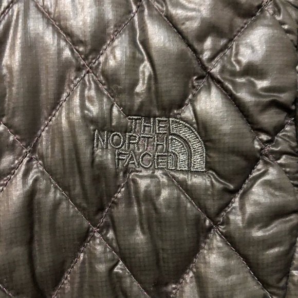 The North Face black Thermoball insulated puffer Parka small - Picture 2 of 9